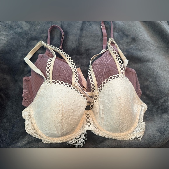 Lot of *14* Victoria’s Secret Bras - Picture 7 of 8